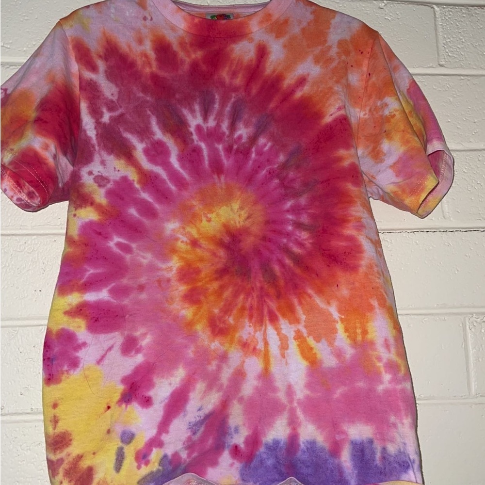 tie dyed tee size small
